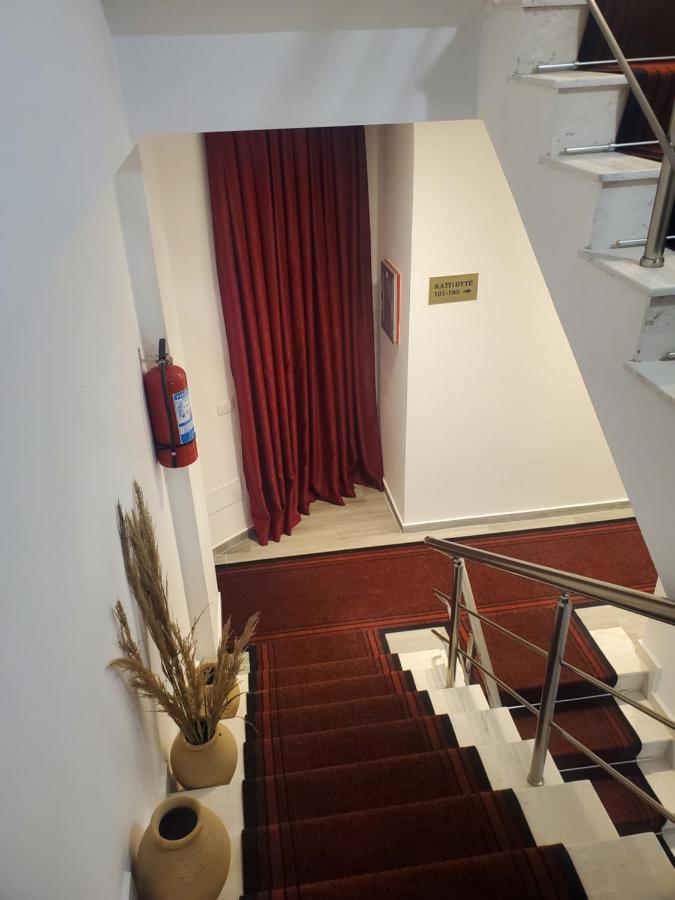 Bs Hotel Durres Exterior photo