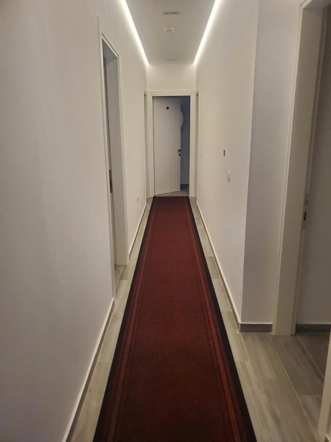 Bs Hotel Durres Exterior photo