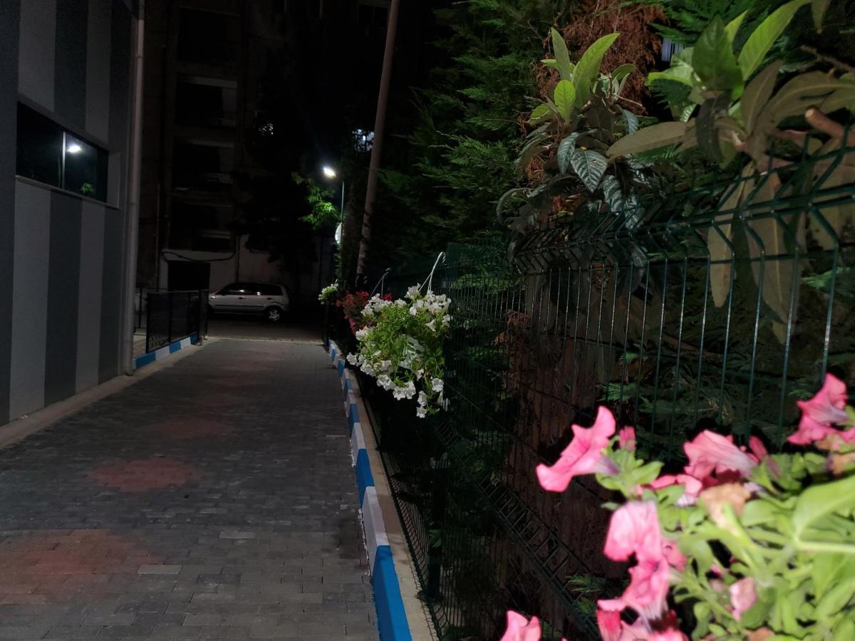 Bs Hotel Durres Exterior photo