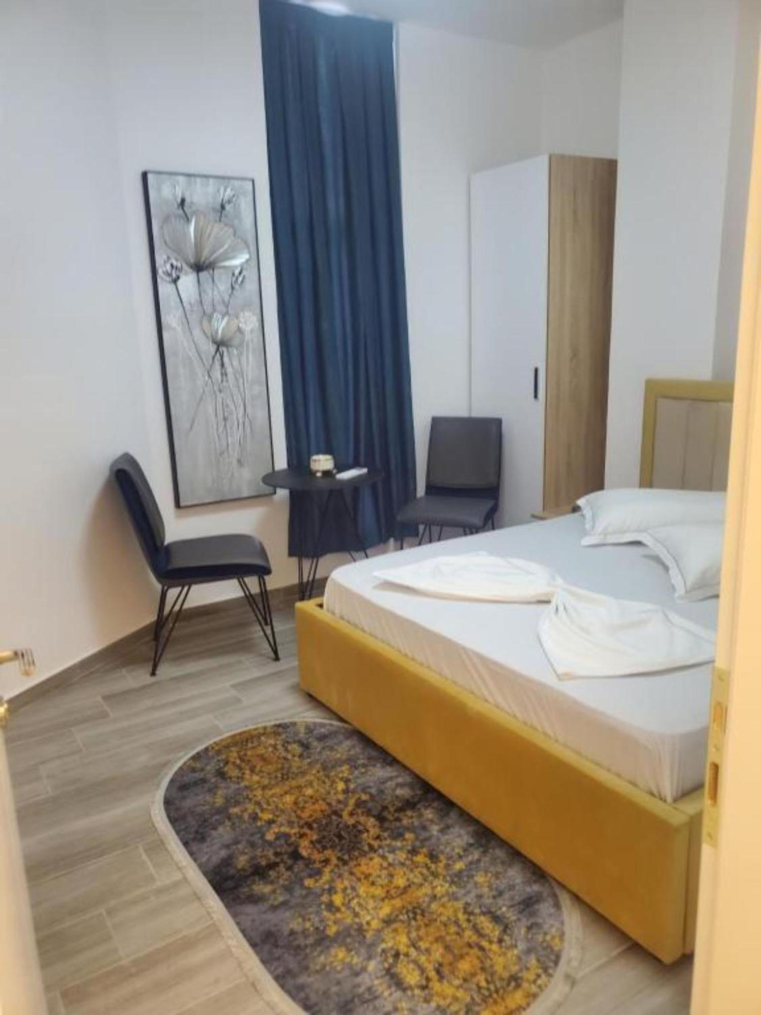 Bs Hotel Durres Exterior photo